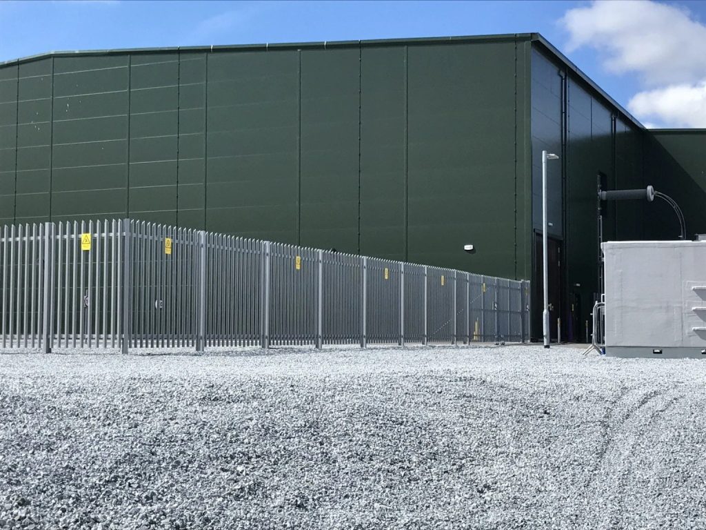 Composite fencing installation